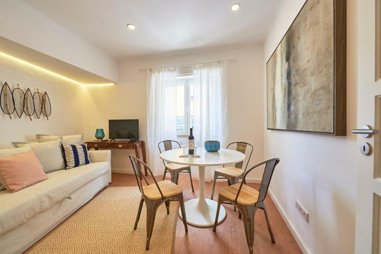 Belém Light Filled Apartment, By TimeCooler Lisboa Exterior foto