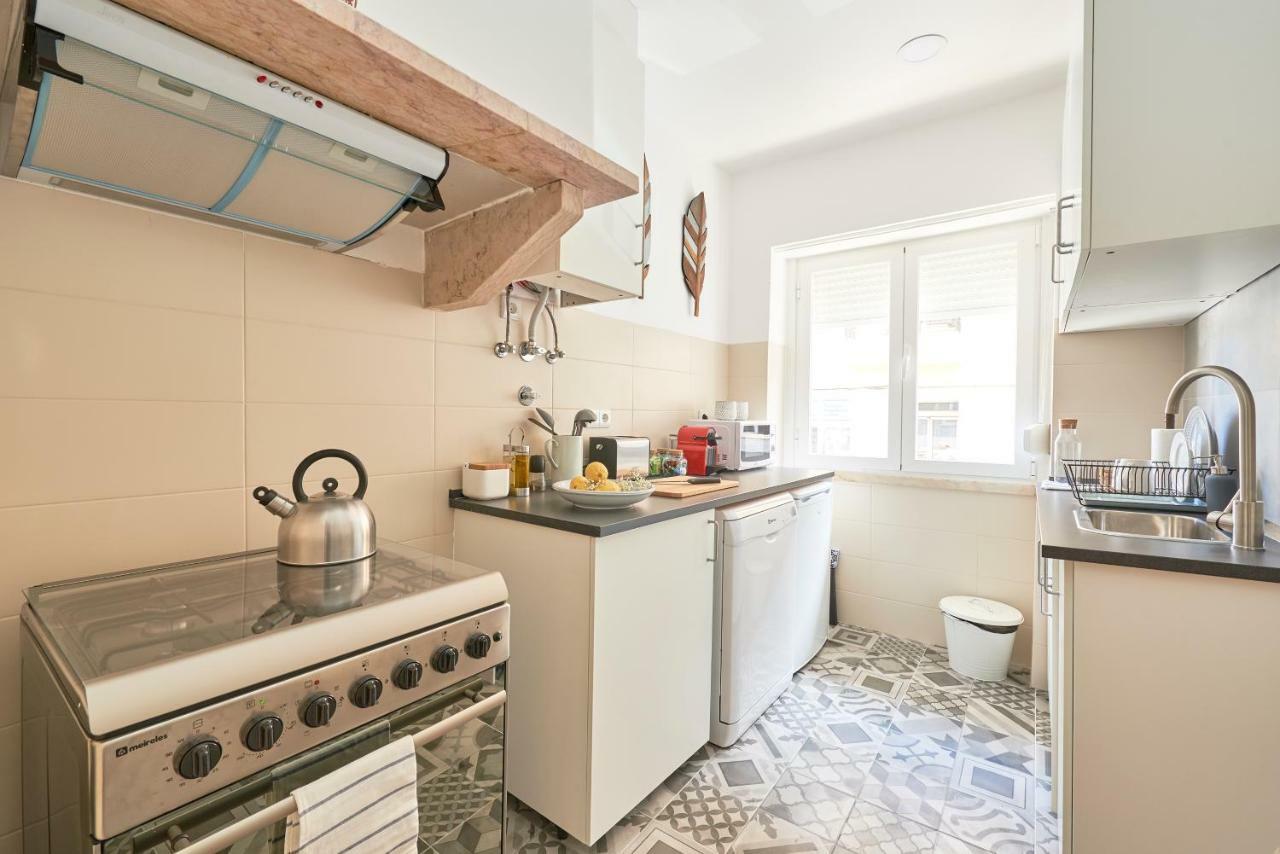 Belém Light Filled Apartment, By TimeCooler Lisboa Exterior foto